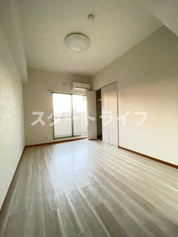 大阪市淀川区東三国３丁目の賃貸マンションの寝室