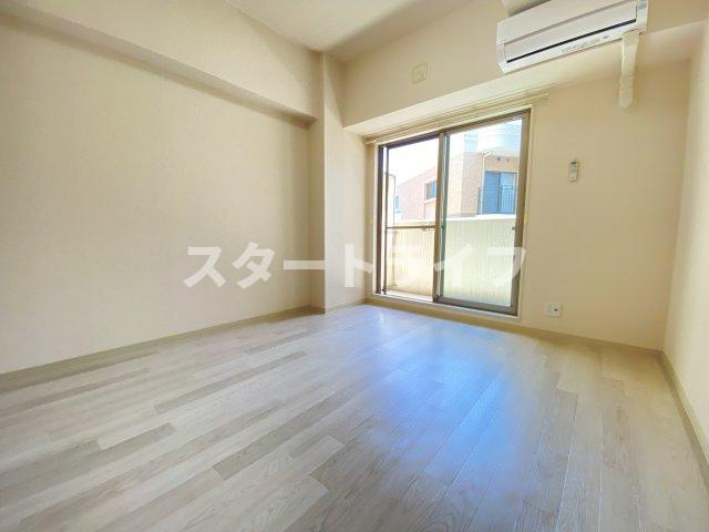 大阪市淀川区東三国３丁目の賃貸マンションの寝室