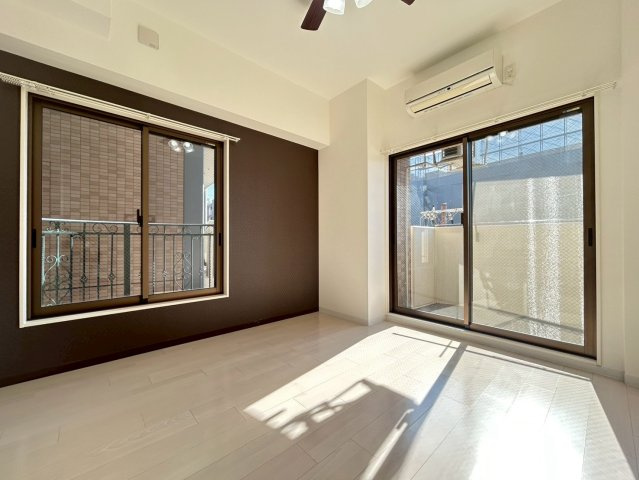 Luxeなかもずの居間・リビング