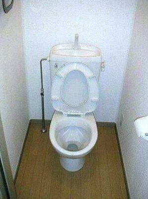 セイスタンツェのトイレ