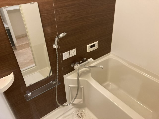 アミル9の浴室