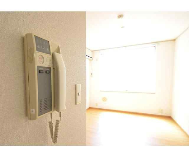 川崎市高津区梶ケ谷５丁目のアパートのセキュリティ