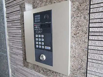 日野市石田１丁目の賃貸マンションのセキュリティ