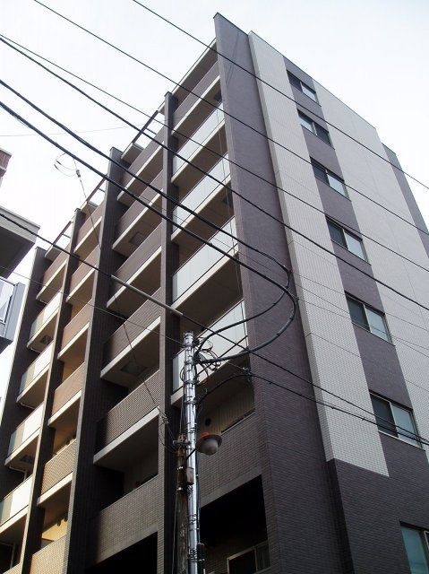 クレストコート八王子の外観