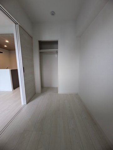 福岡市南区塩原４丁目の賃貸マンションの寝室