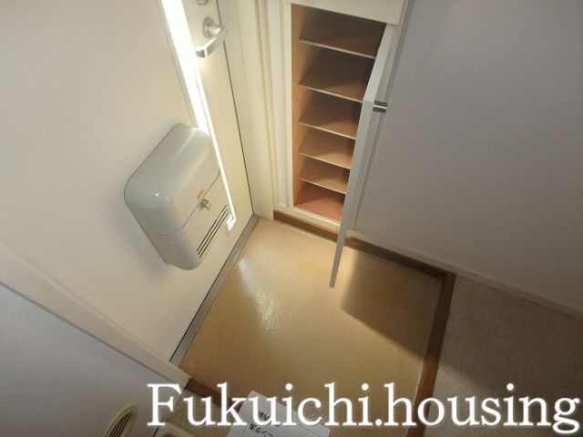 グランドゥール・エムワンの玄関