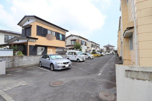 萩原コーポの駐車場