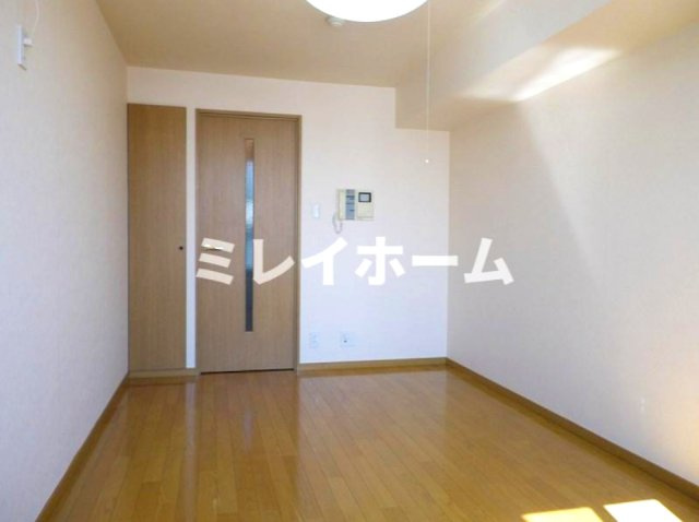 ルーブル中馬込壱番館 の居間・リビング
