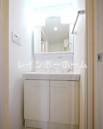 Rainbow.Frea谷沖の洗面所|忙しい朝には欠かせない洗面所です