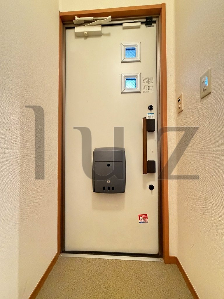 メイプルロードの玄関