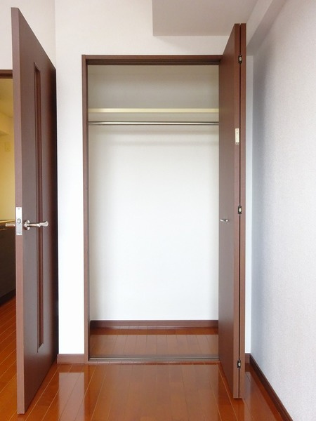 ＧＥＮＯＶＩＡ吉祥寺通りＥＡＳＴの収納