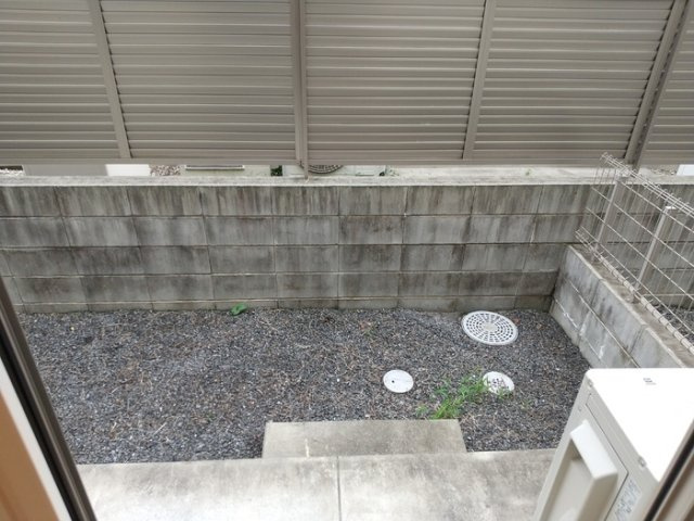 セリシールＦの庭