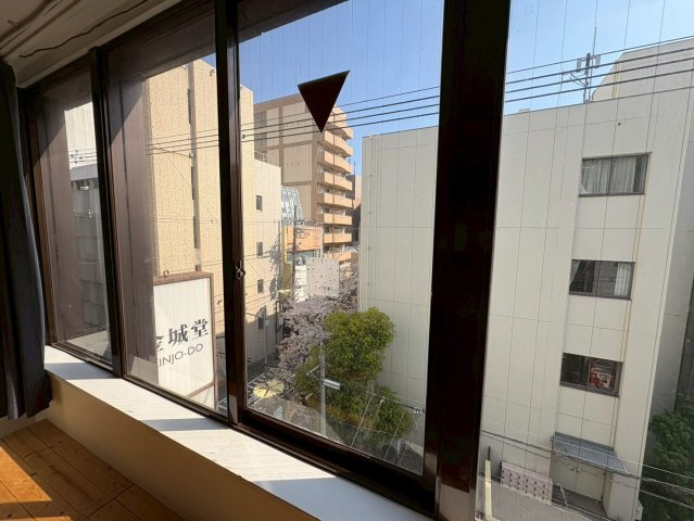 大阪市中央区東心斎橋１丁目の店舗一部の展望