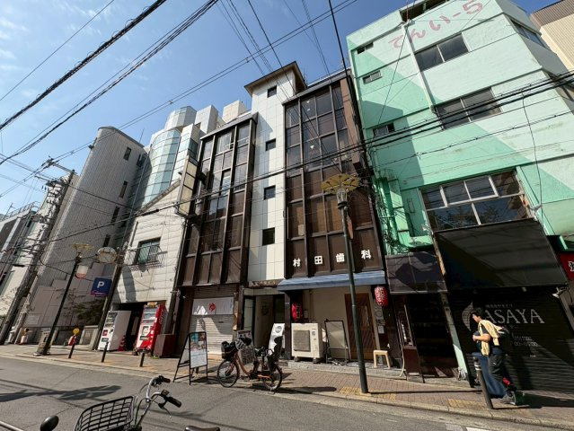 大阪市中央区東心斎橋１丁目の店舗一部