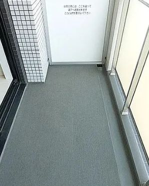 【バルコニー】プレミアムキューブ田町