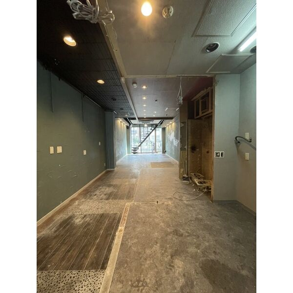 大阪市中央区西心斎橋２丁目の店舗一部のロビー