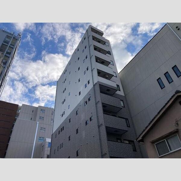 大阪市中央区東平２丁目の店舗一部の外観