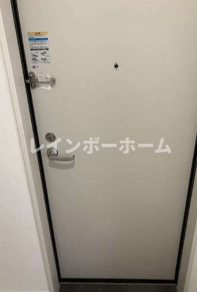 MELDIA新座の玄関