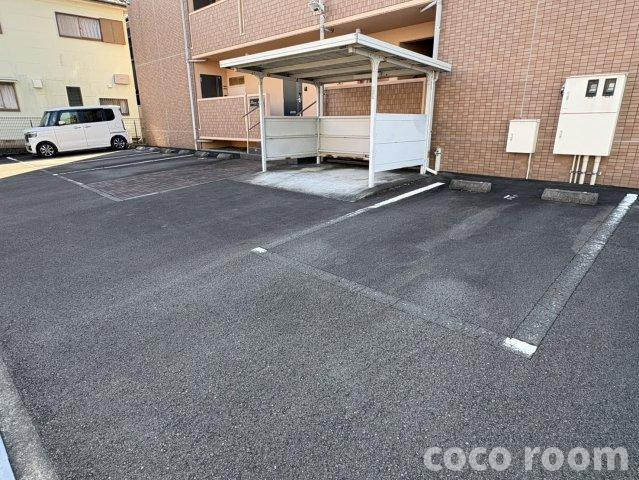 ティエラ・ナタール の駐車場