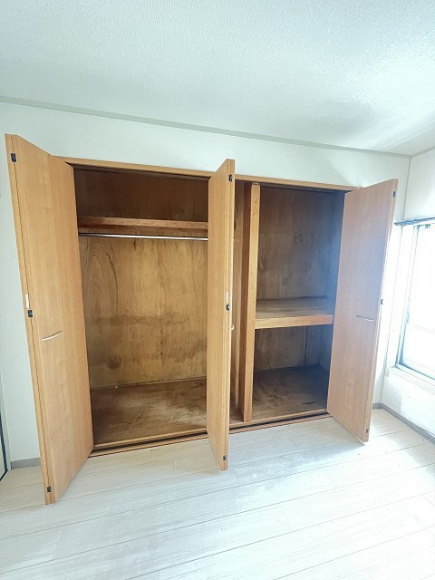 尼崎市御園２丁目の賃貸マンションの収納