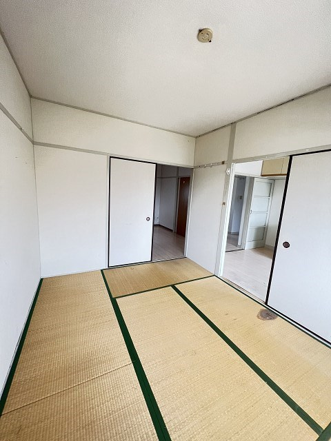 尼崎市御園２丁目の賃貸マンションの和室