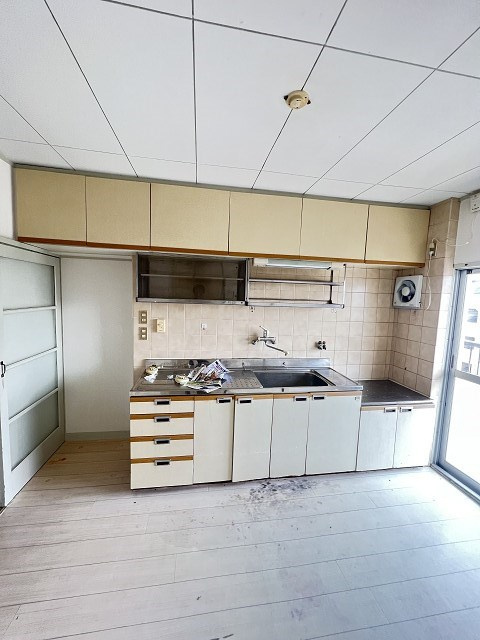 尼崎市御園２丁目の賃貸マンションのキッチン
