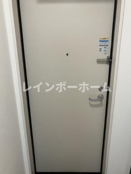 MELDIA新座の玄関
