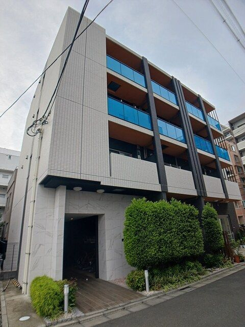 インテルノ芦花の外観
