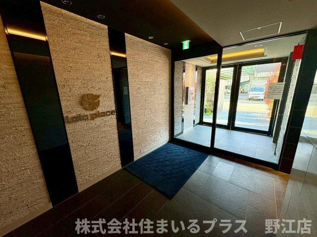 ララプレイス京橋シティオスのロビー