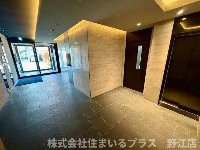 ララプレイス京橋シティオスのロビー