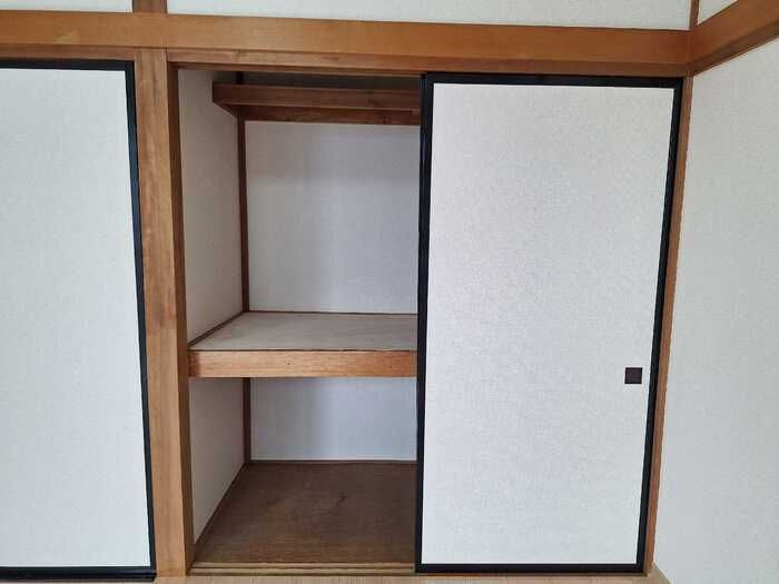 アメニティ津志田　Ｂの収納