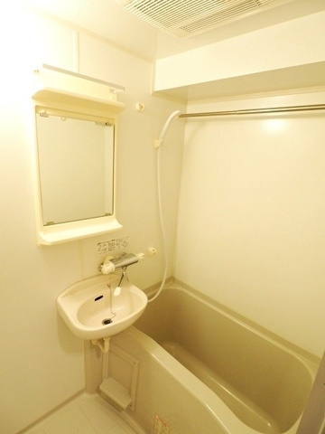 新品家具付きマンション広尾17(KaGood東京)の浴室