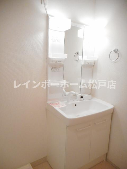 フィオーレ　モリ【非対面対応】接客・申込・契約オンライン！LINE×相談可！の洗面所|洗面所です