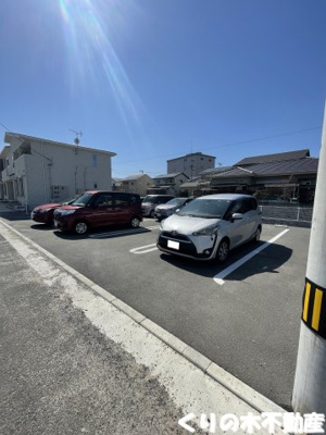 【駐車場】 | レット・イット・ビィ２ | 駐車場があります