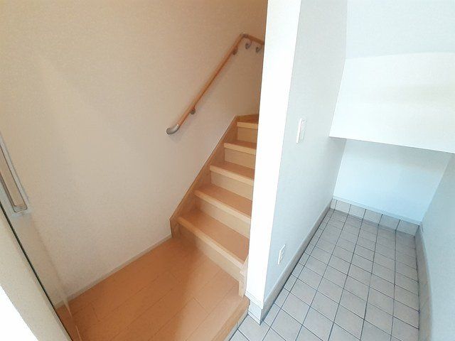 サンリット王禅の玄関