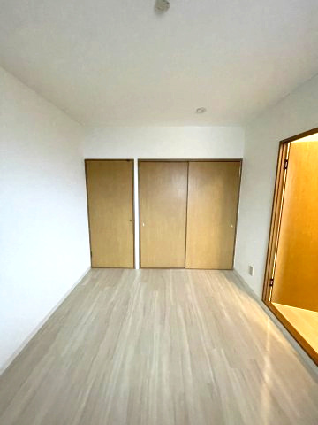 カサベルデ交野の洋室|イメージとして同建物他部屋を表示しています