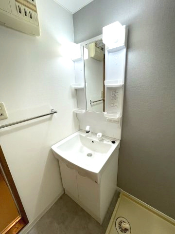カサベルデ交野の洗面所|イメージとして同建物他部屋を表示しています