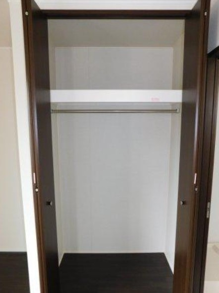 横浜市栄区笠間２丁目の賃貸マンションの収納