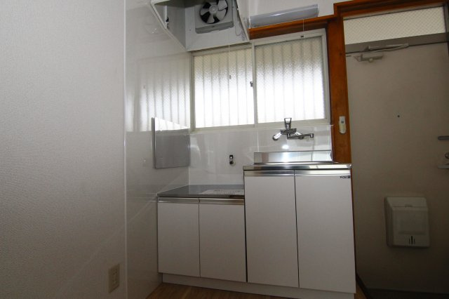 第５ドエル小泉のキッチン|※同タイプ別部屋の参考写真になります