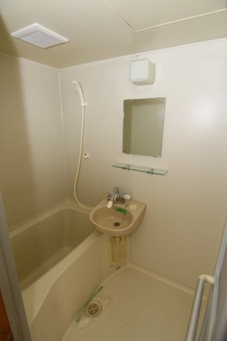 第５ドエル小泉の浴室|※同タイプ別部屋の参考写真になります