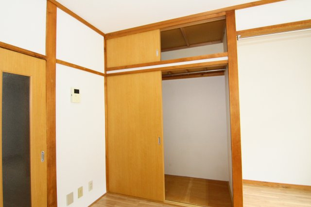 第５ドエル小泉の収納|※同タイプ別部屋の参考写真になります