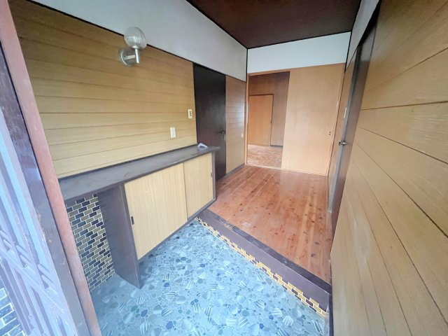 藤田町戸建ての玄関