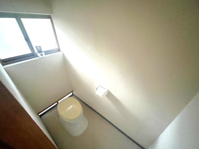 藤田町戸建てのトイレ