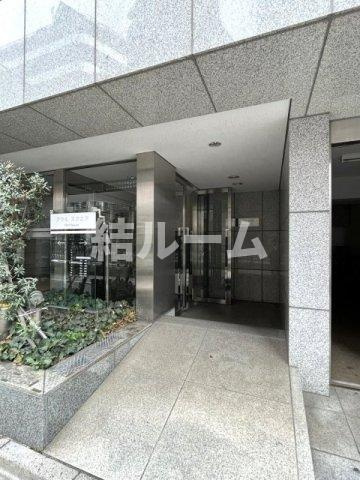 豊島区西池袋１丁目の賃貸マンションのエントランス