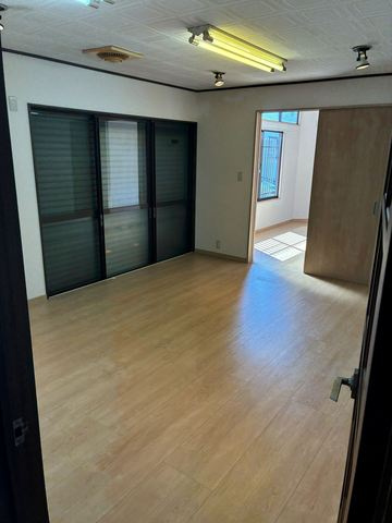 日高市高萩　中古の居間・リビング