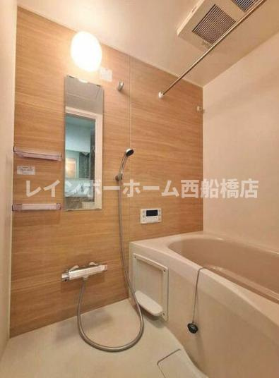 千葉市中央区白旗３丁目の賃貸マンションの浴室