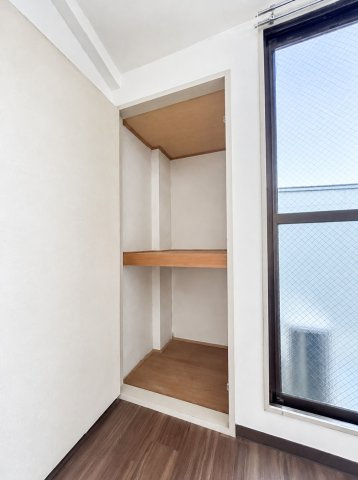 浦安市堀江４丁目の賃貸マンションの収納