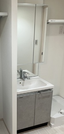 LUORE ときわ台の洗面所