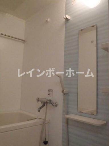 スプリングストーンMの浴室