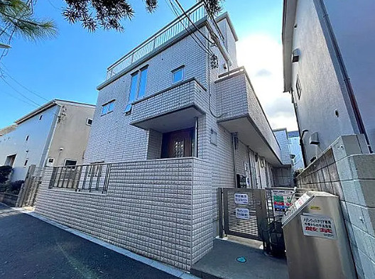 杉並区高円寺南３丁目の賃貸マンションの外観